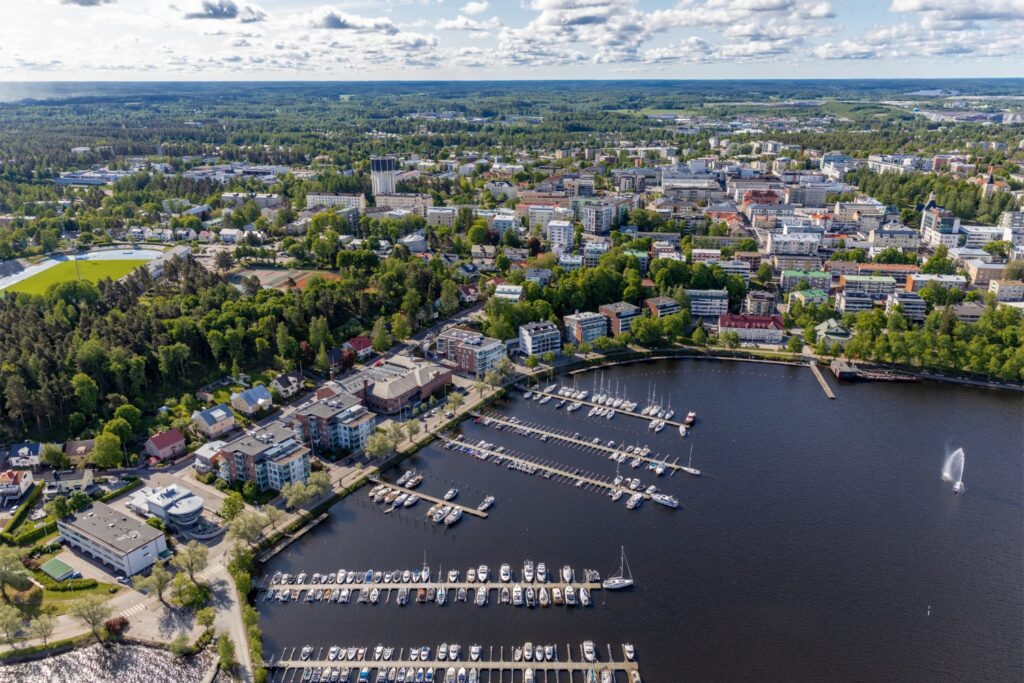 Kaupunginlahti ja keskusta ilmakuva